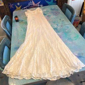 Nicole Miller Cream Lace Dress